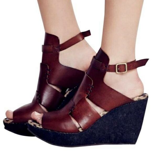 FREE PEOPLE Vachetta Wedge Sandals Burgundy Brown Leather size 40‎ US 9 - Picture 1 of 11